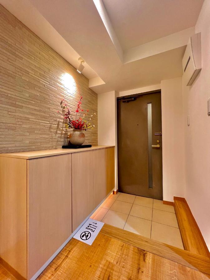 Asakusa Tatami Retreat: Convenient Metro Access Tokyo Exterior photo